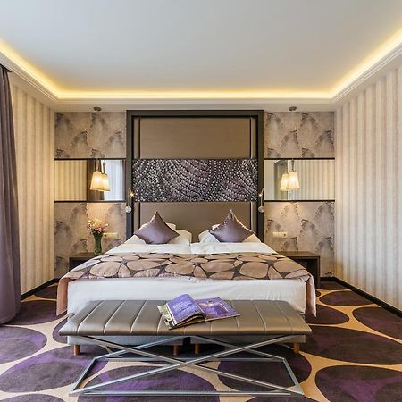 Victoria Garden Hotel Es Etterem Nyíregyháza Exteriér fotografie